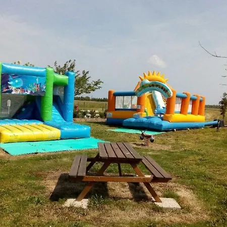 Mobil-home Avec Terrasse - 2 Chambres, 4 Personnes - Api-1-52-1472 La Faute-sur-Mer